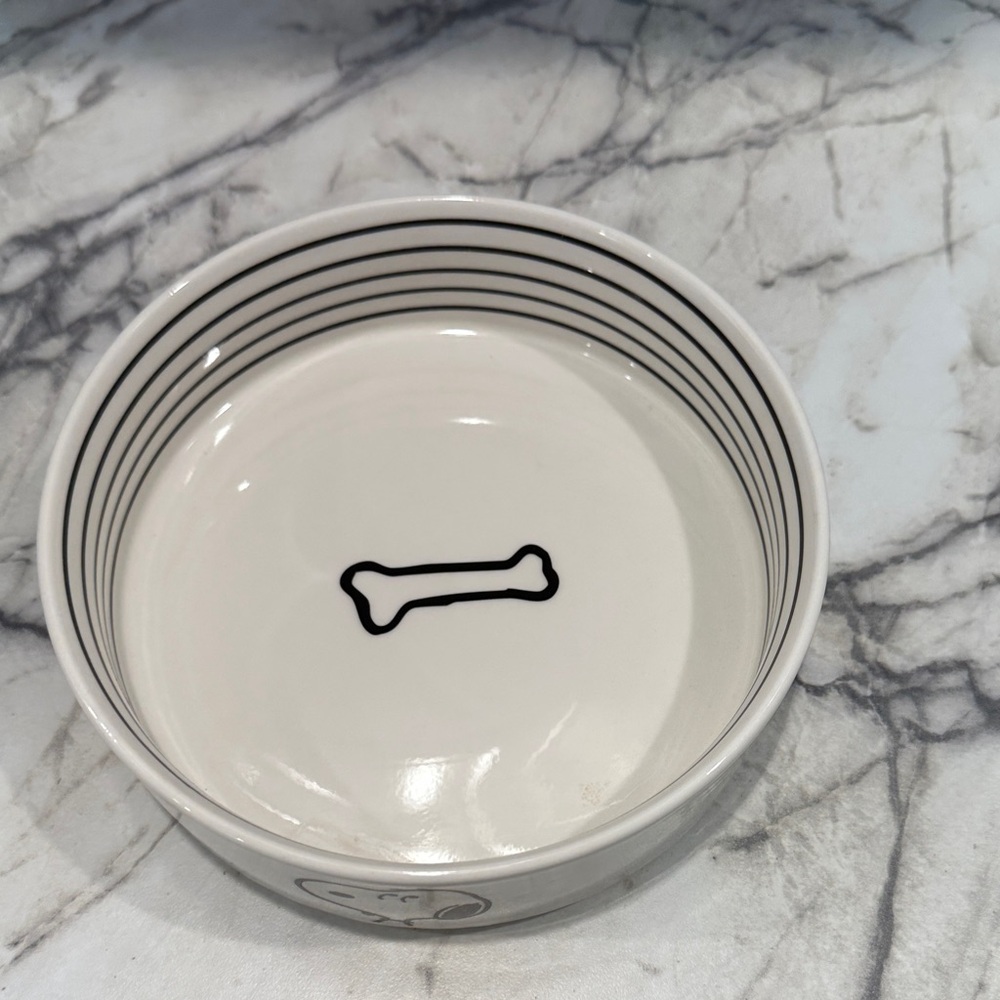 Peanuts White and Black Dog Bowl - Picture 2 of 5
